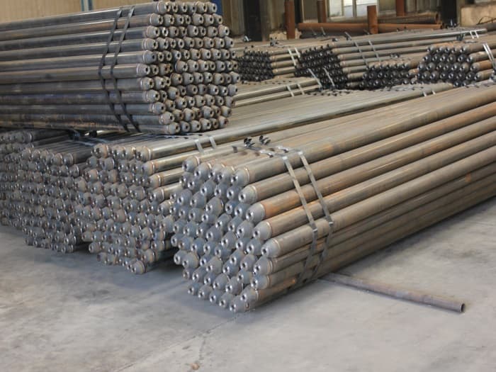 德令哈水泥厂网架安装