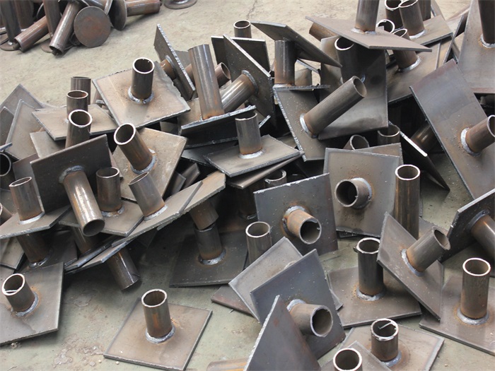 青海德令哈网架钢结构工程有限公司